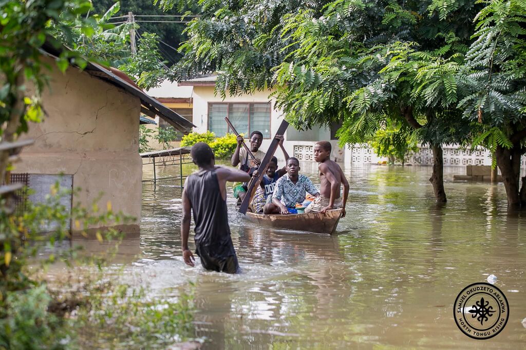 Akosombo Dam spillage, flooding, Newscenta, lower Volta Basin, communities, 