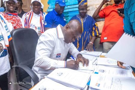 Abu Jinapor files nomination,  calls for a United Front