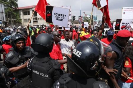 Police deny coercion claims in Democracy Hub protest re-enactment