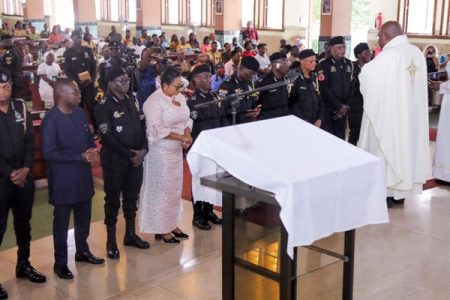 IGP and Police Commanders worship with churches to promote peaceful elections