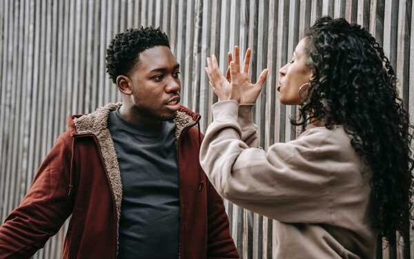 5 secret things women do that men secretly love