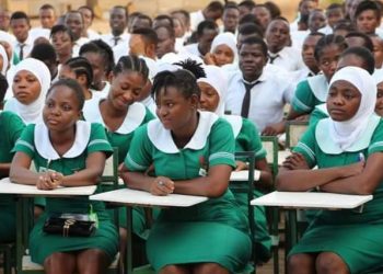 Nurses,midwives,call,strike,