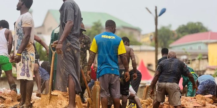 Buildings collapse Cape