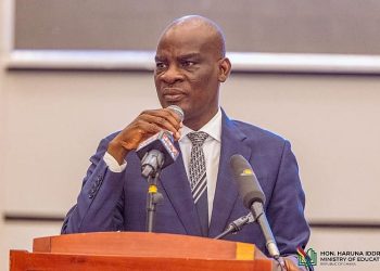 Government recruit teachers