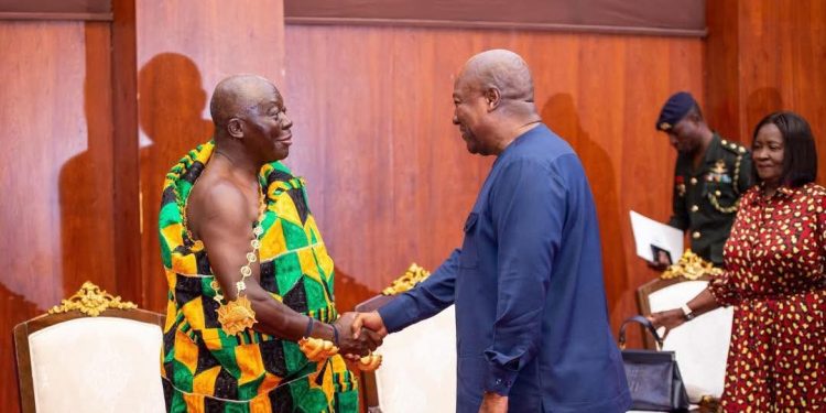 Mahama hails Otumfuo’s peace efforts in Bawku conflict