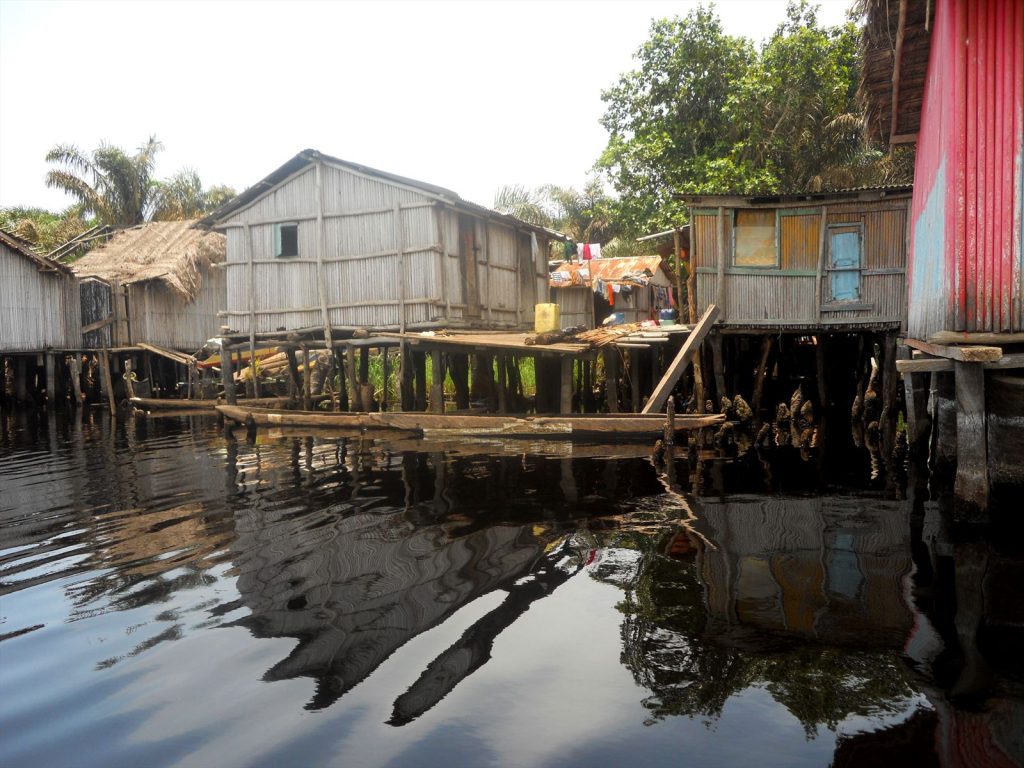 Nzulezo Stilt Village