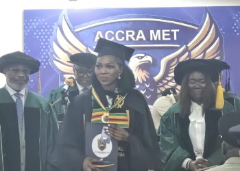 Single mother valedictorian