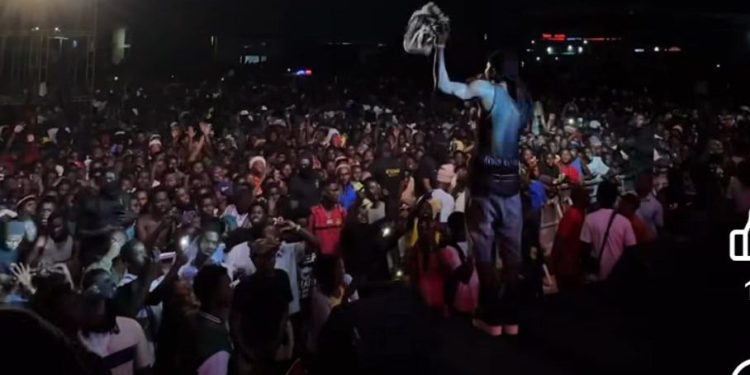 Ashaiman Stonebwoy MoMo