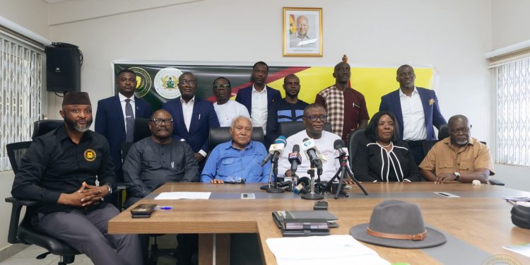 Captan Azumah boxing