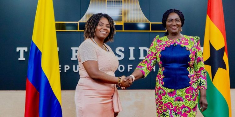 Ghana Colombia English