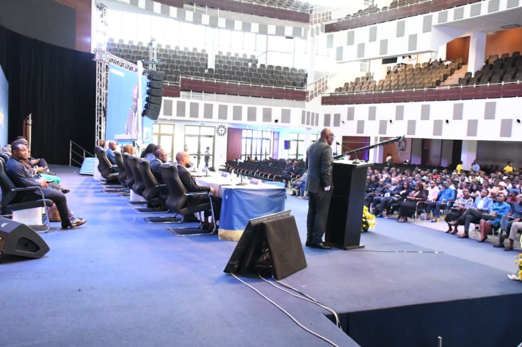 Shareholders MMF restructuring