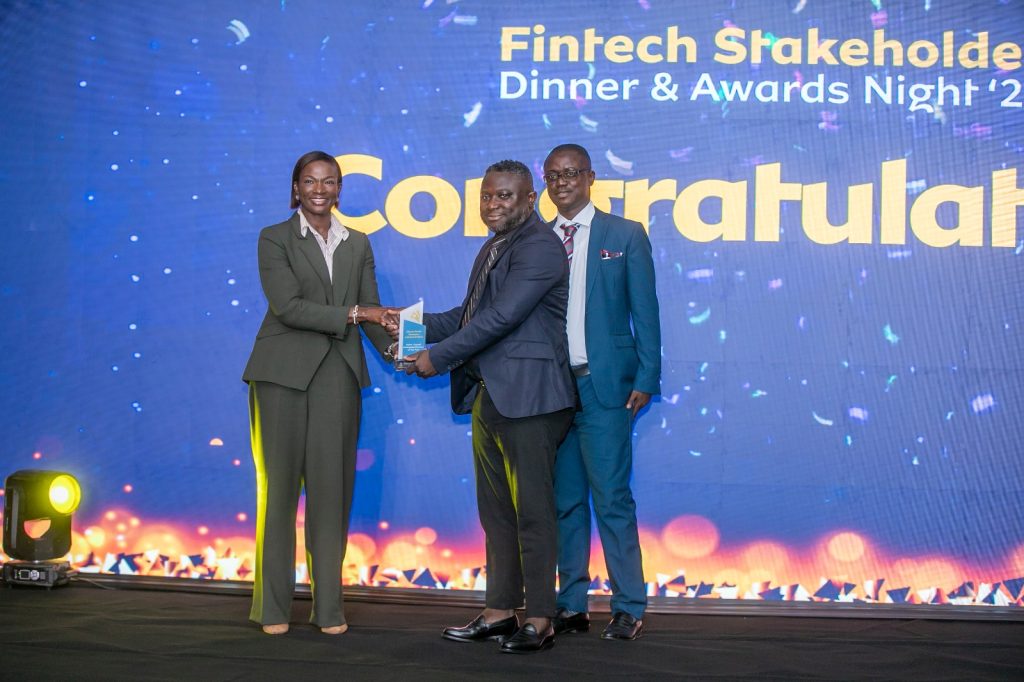 Clara B. Arthur, CEO of GhIPPS presenting the Award for the State Owned Enterprise Partner of the Year to Ghana Water Company Limited